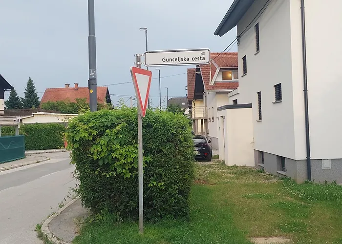 Jo-Ma Apartma - Free Parking