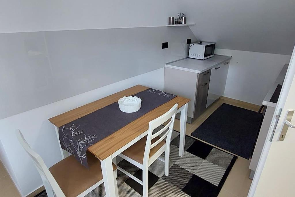 Apartment Jo-ma Apartma - Free Parking Ljubljana